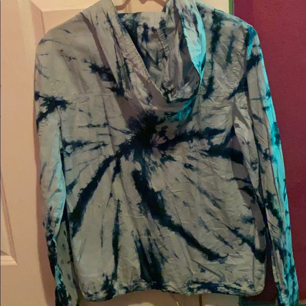 Coat - Picture 2 of 3